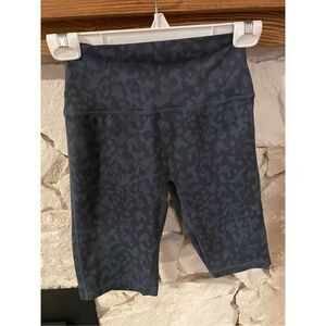 BuffBunny Gray Black Camo Buttery Soft High Rise Biker Athletic Shorts Small